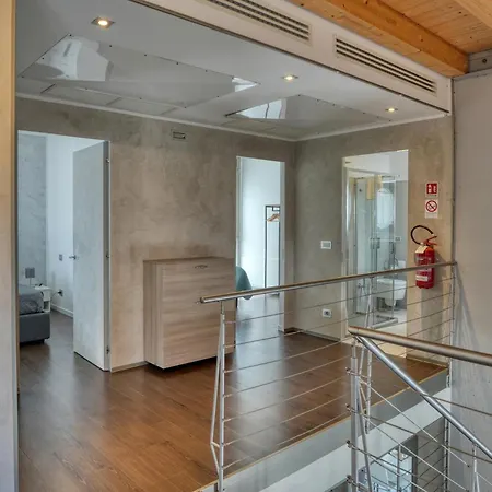 Apartment Theglasshouse Lido Lido di Venezia